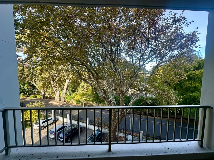 To Let 1 Bedroom Property for Rent in Rondebosch Western Cape